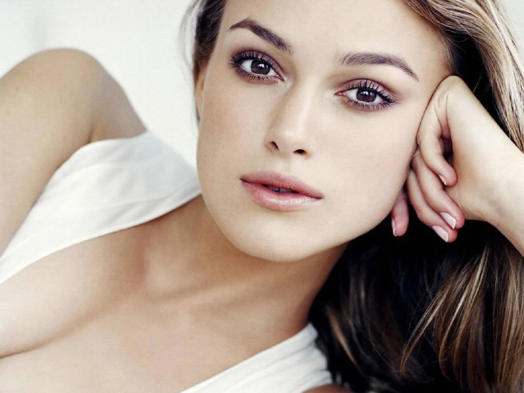 http://1.bp.blogspot.com/-IsKVRf-rfo8/TlFtW6niUtI/AAAAAAAAFPk/FDd-N3mA5_o/s1600/keira-knightley-2.jpg