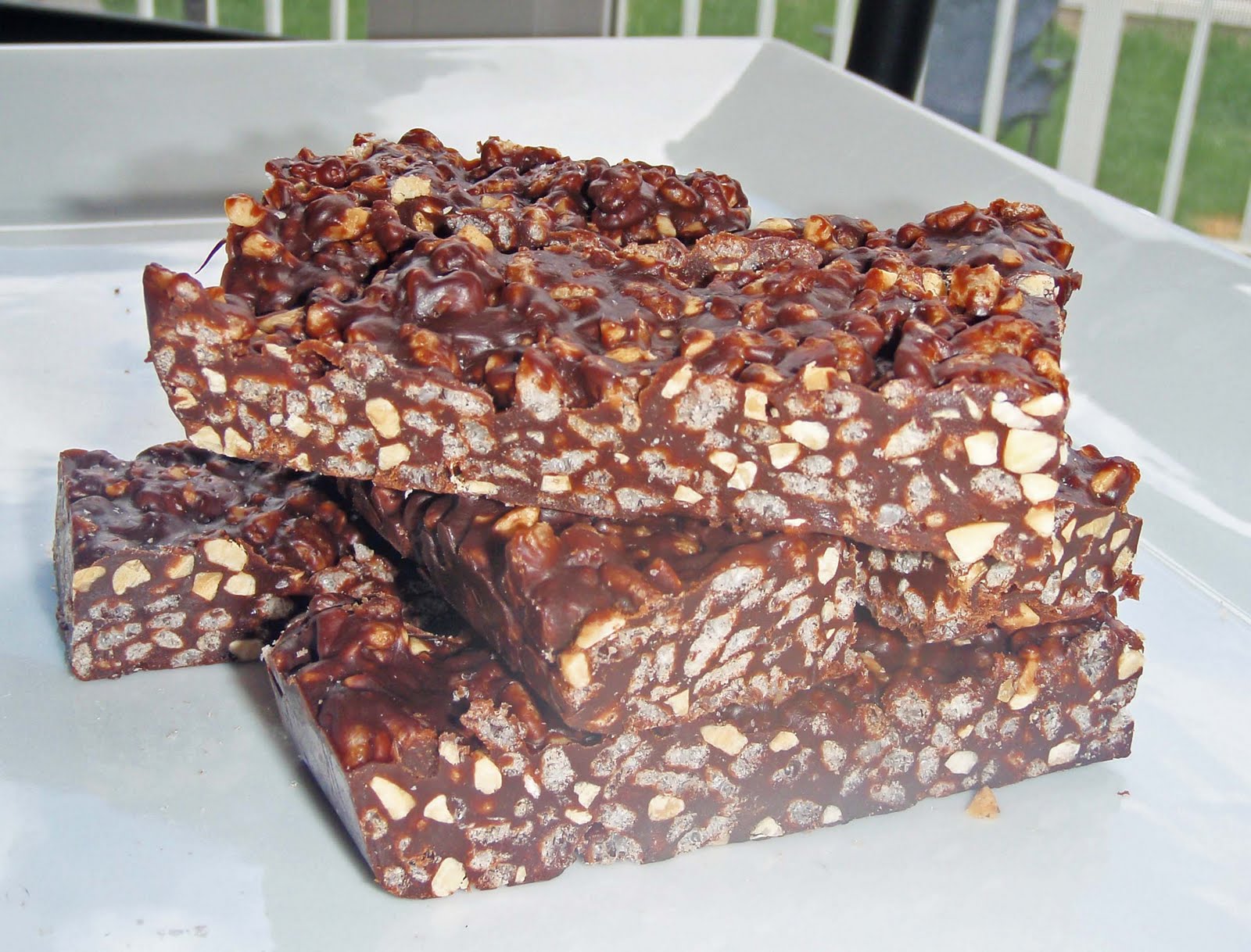 The Hungry Girl's Club Eatmore Bars