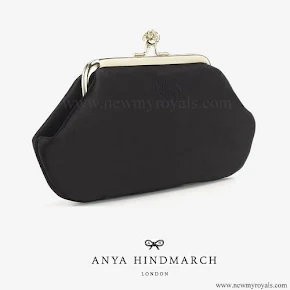 Kate Middleton style ANYA HINDMARCH Maud Clutch