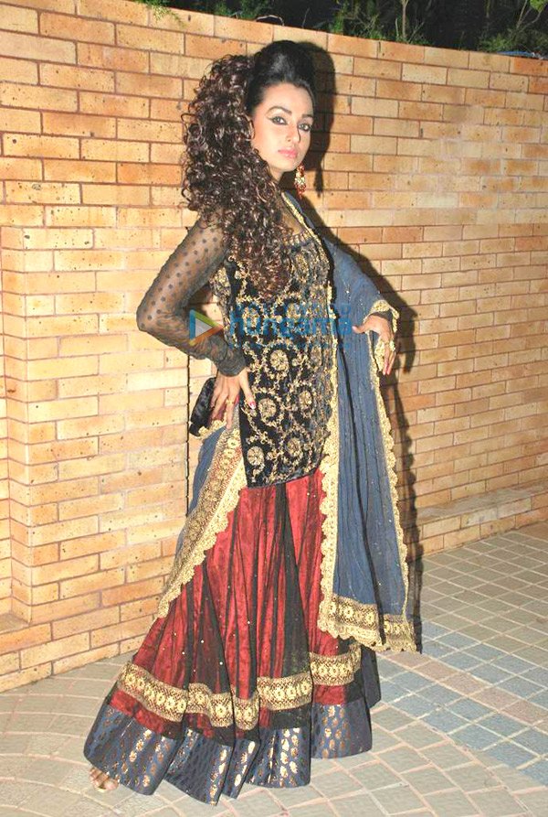 1 - TV actors at Sea Princess Diwali fair
