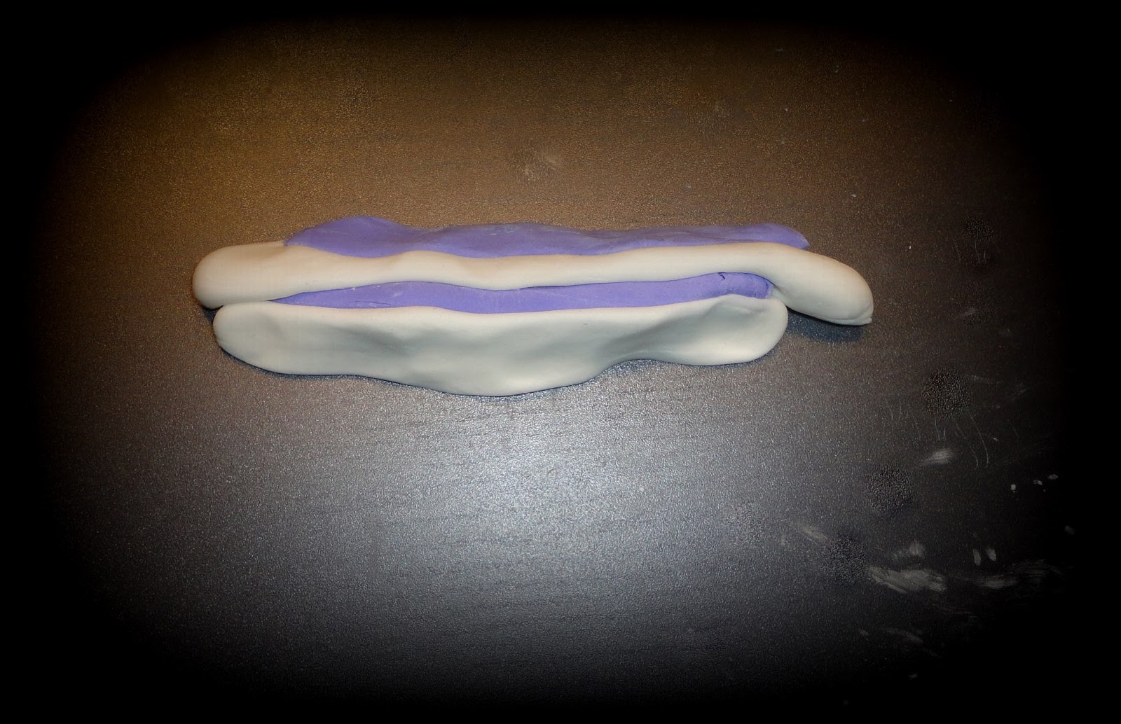 How to create a marble look with fondant