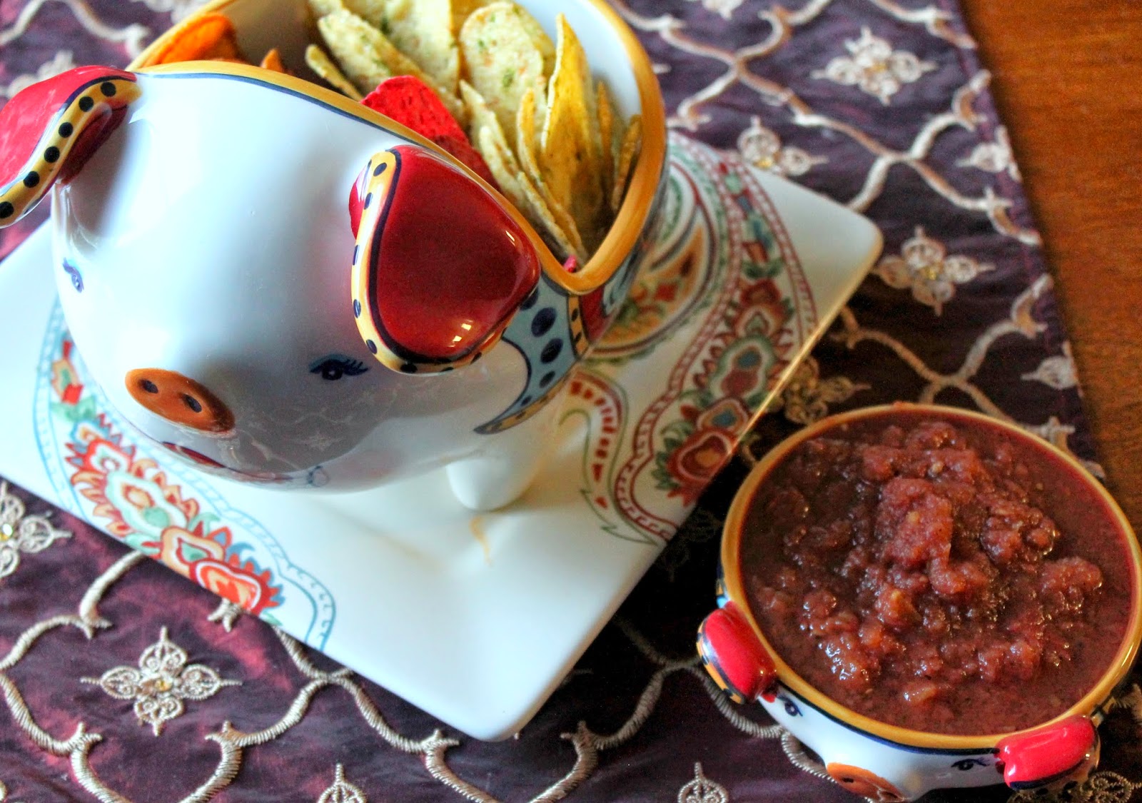Easy Homemade Garlic and Sundried Tomato Salsa Recipe I Run For Wine
