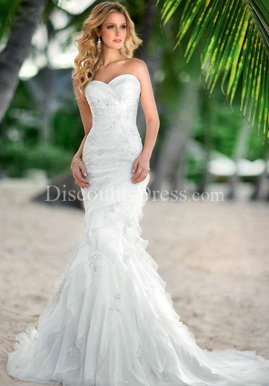 Fit-N-Flare Strapless Sweetheart Soft Organza Court wedding Dress 