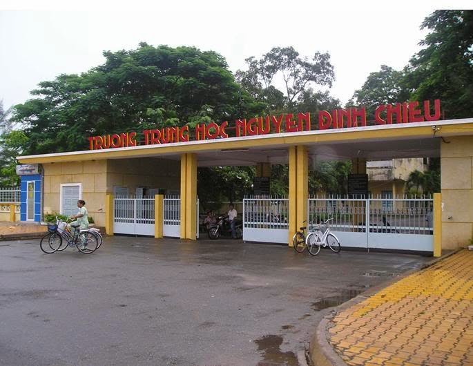 Image%20result%20for%20Trung%20học%20Nguyễn%20Đình%20Chiểu%20my%20tho