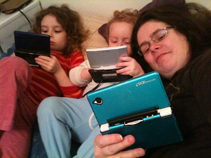 Kids Playing Ds