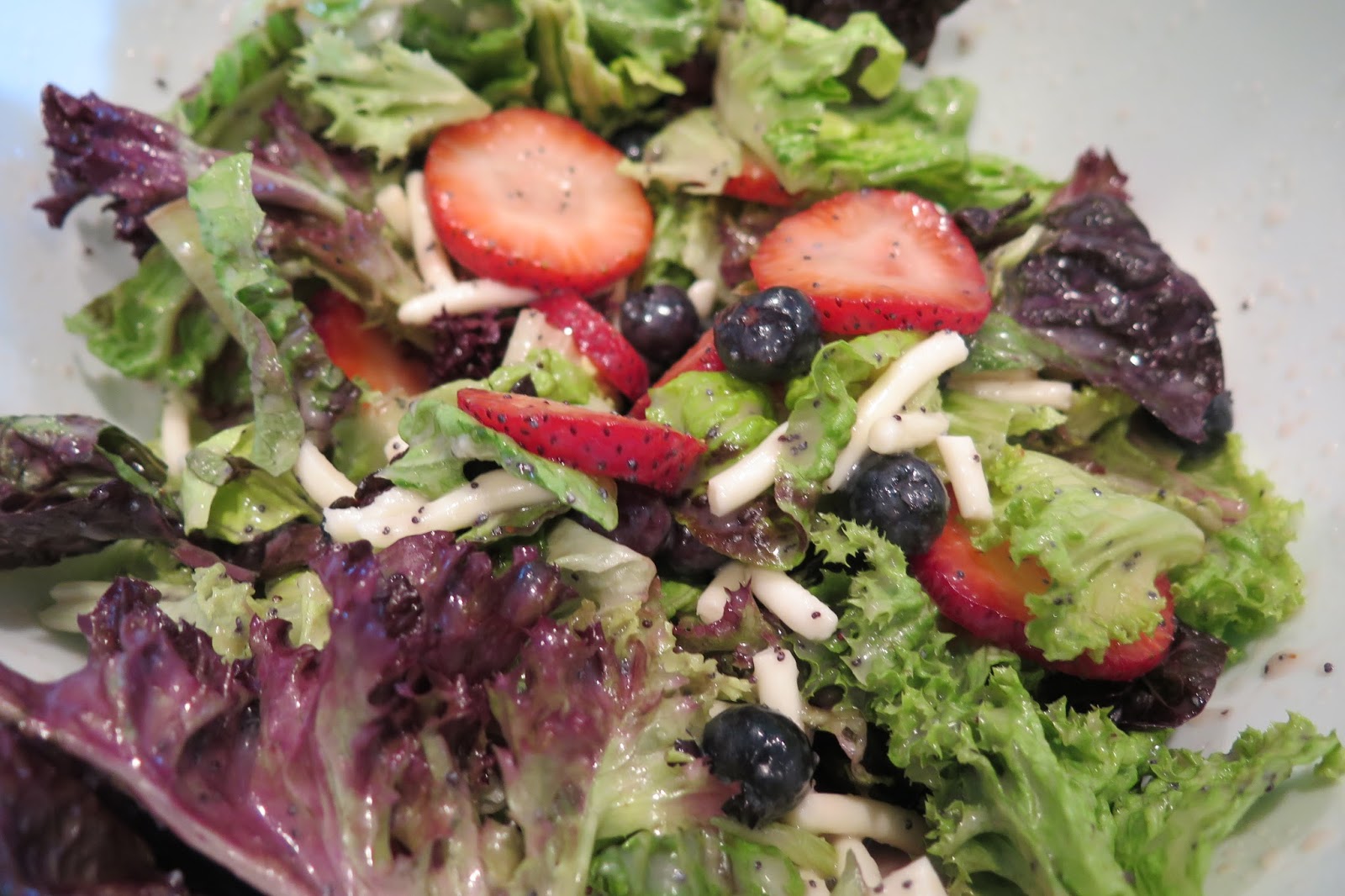 Country Kitchen Approved Lettuce Eat Salad