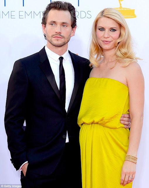 claire danes yellow dress claire danes blooming in yellow baby bump chic claire danes yellow dress claire danes blooming in yellow baby bump chic