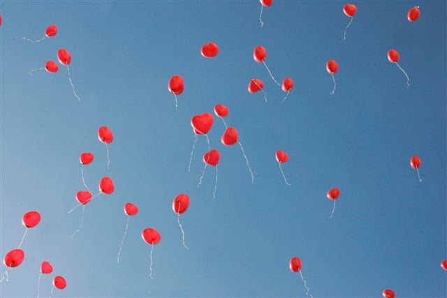 life is better when you surf: Man sollte die Liebe von einem gehen