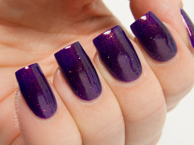 Jeannie_Vianney_Cirque_Nail_Polish_Coronation_Swatch_Review_Giveaway