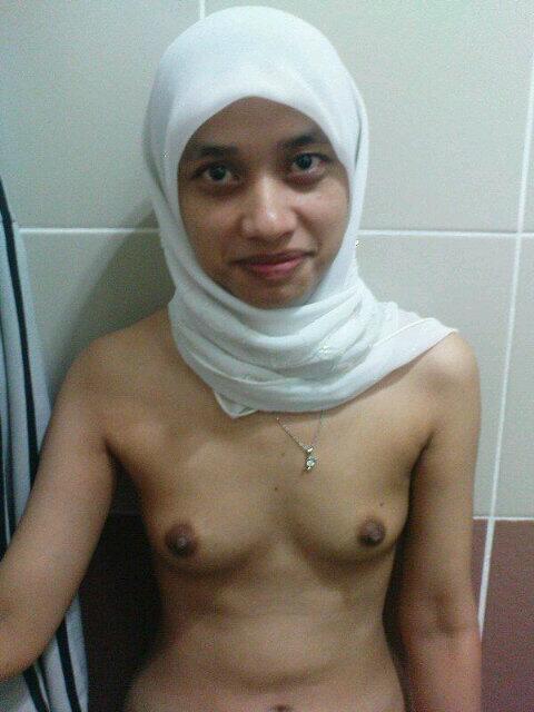 Malay girl in naked