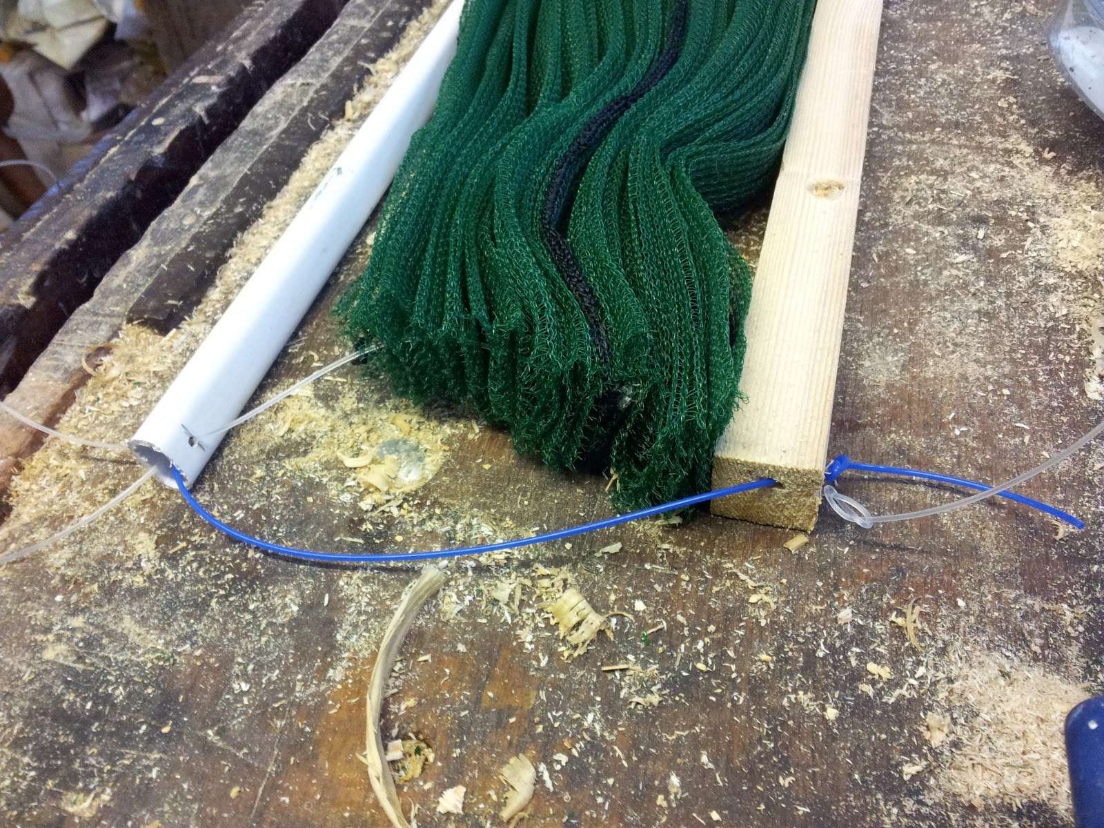 Trumphurst Technical Notes Making a cheap concertina blind using