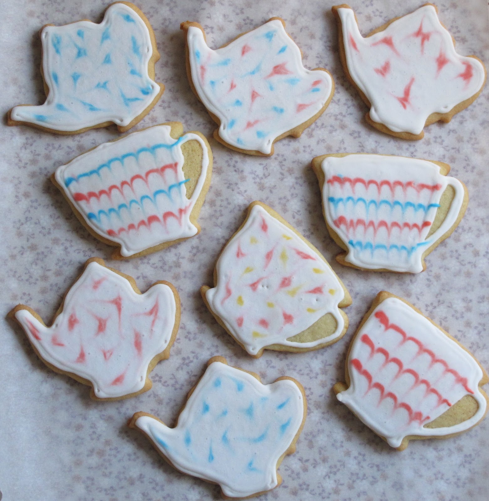 MiNa's Food Adventures Teapot and Teacup Sugar Cookies