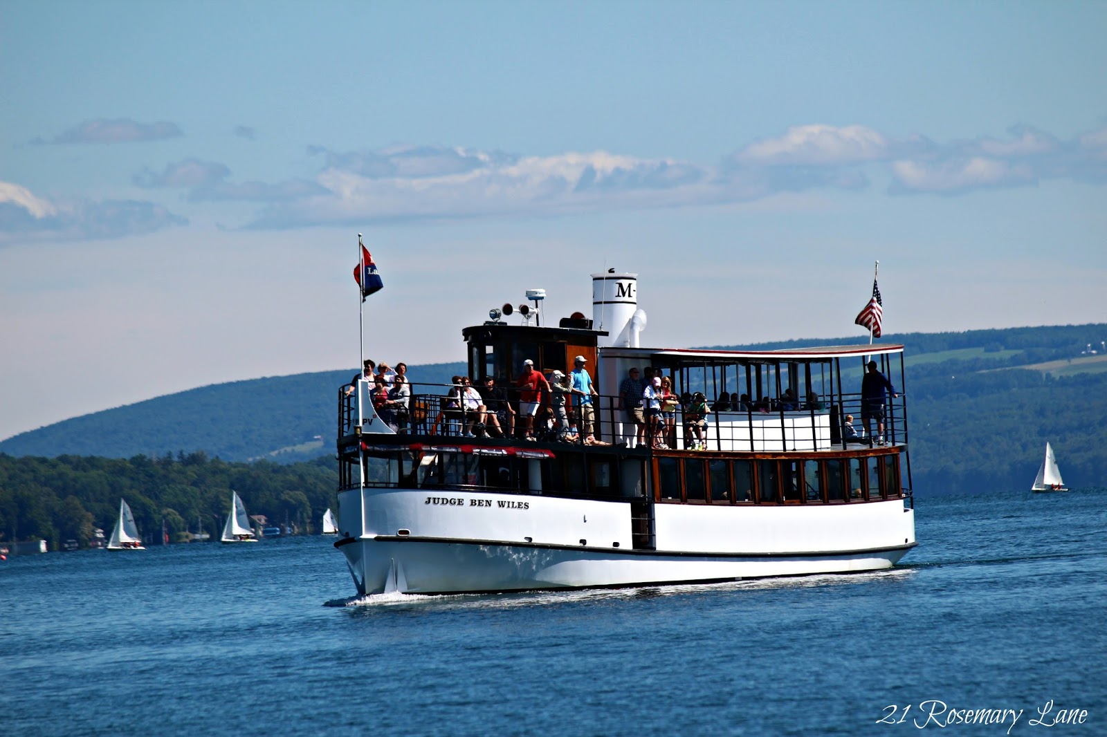 21 Rosemary Lane "Roof Garden of the Lakes" The Finger Lake Skaneateles