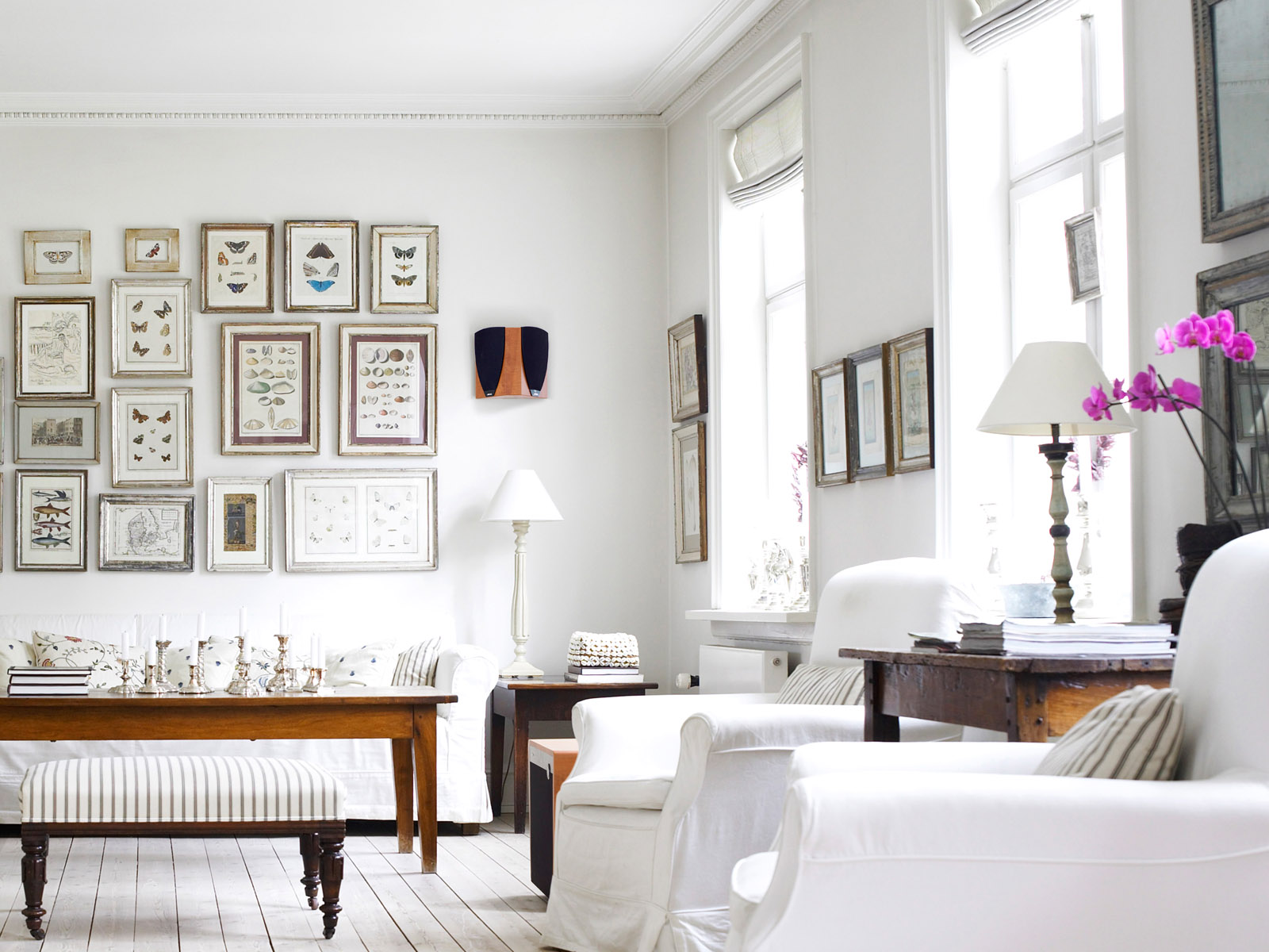 white-living-room-interior-design-ideas.jpg