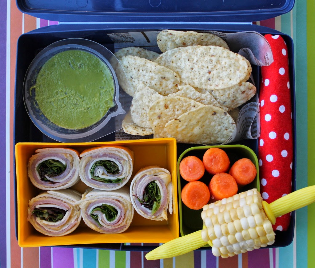 Mamabelly's Lunches With Love: A Week of Yumbox Lunch Ideas