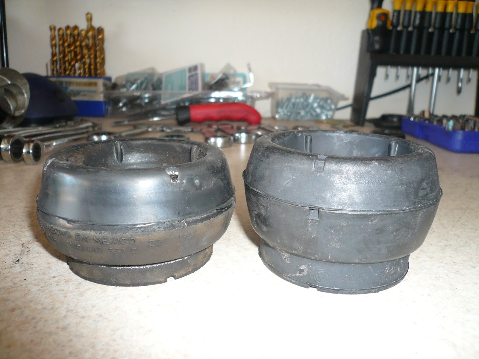 VW Passat Repair How to replace the Strut Mount & Spring Seat on a