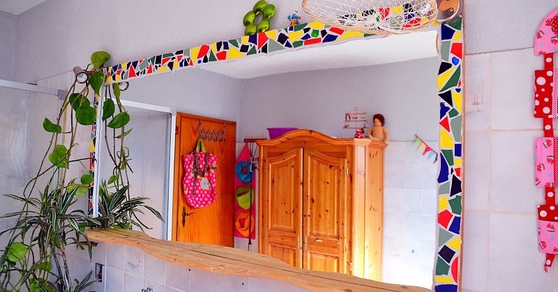 LeNi Farbenfroh: Mosaik Badezimmerspiegel Upcycling