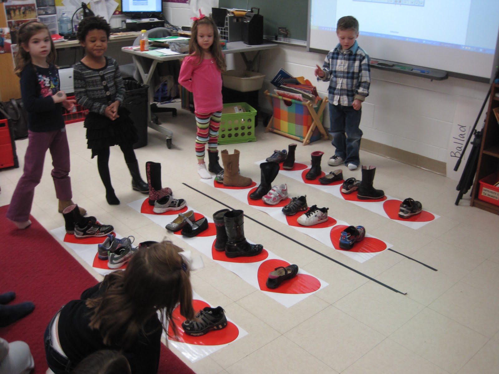 Mrs. DeFrang's Music Room: Kindergarten: One or Two Sounds?