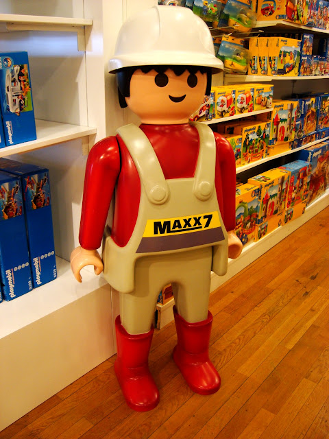 Playmobil géant aux Galeries Lafayette