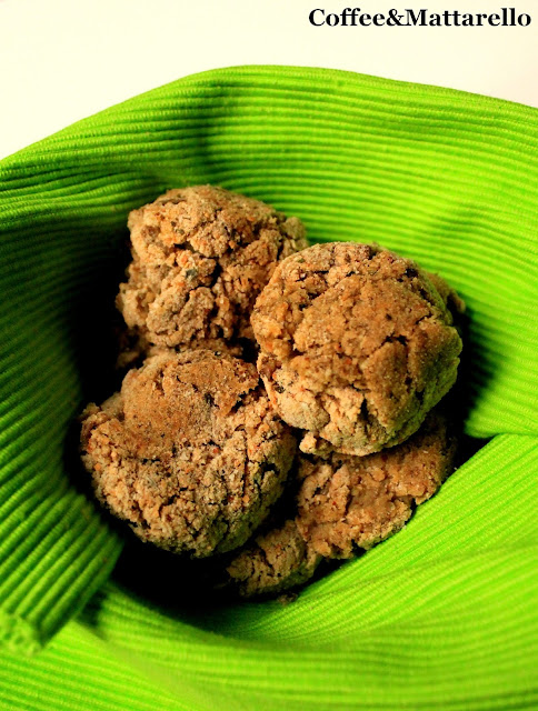 Polpette di lenticchie rosse con curry, zenzero e peperoncino