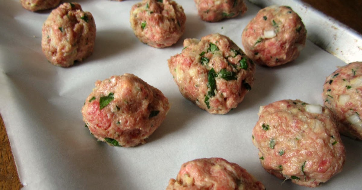 lostsentiments Cheddar Cheese Stuffed Meatballs...