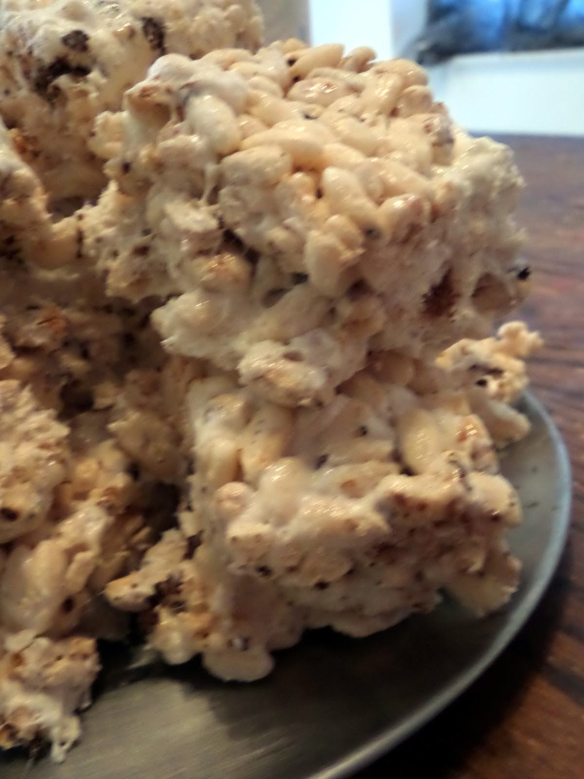 The Fat Free Queen Roasted Marshmallow Puffed Rice Treats