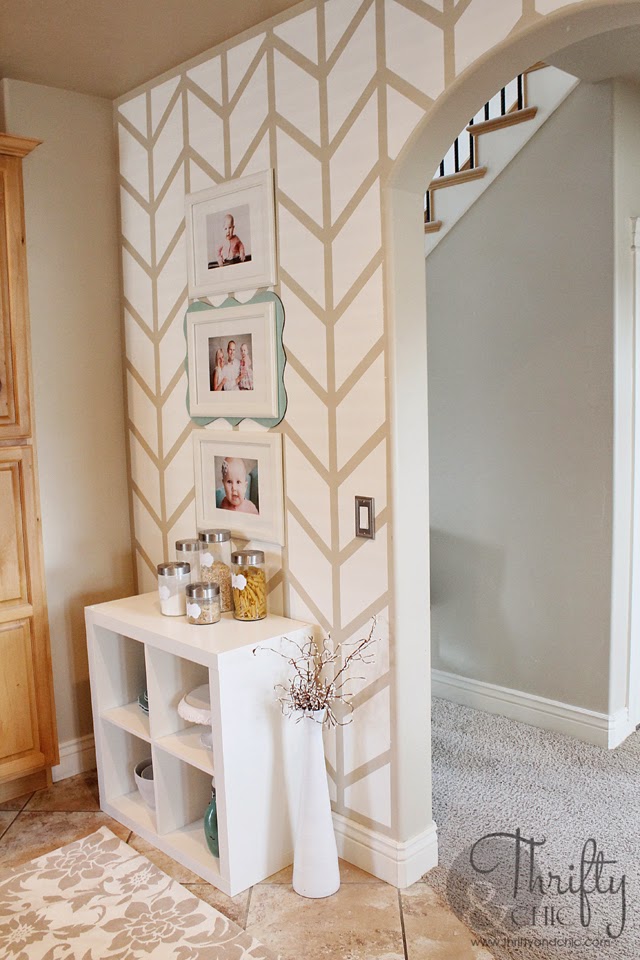 how to paint a herringbone pattern on a wall