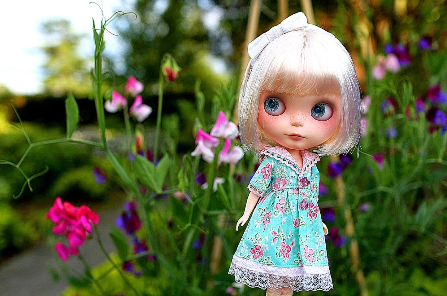 download cute animated dolls wallpapers gallery on anime doll wallpapers