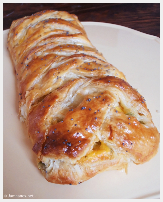 Jam Hands Broccoli Cheddar Chicken Braid