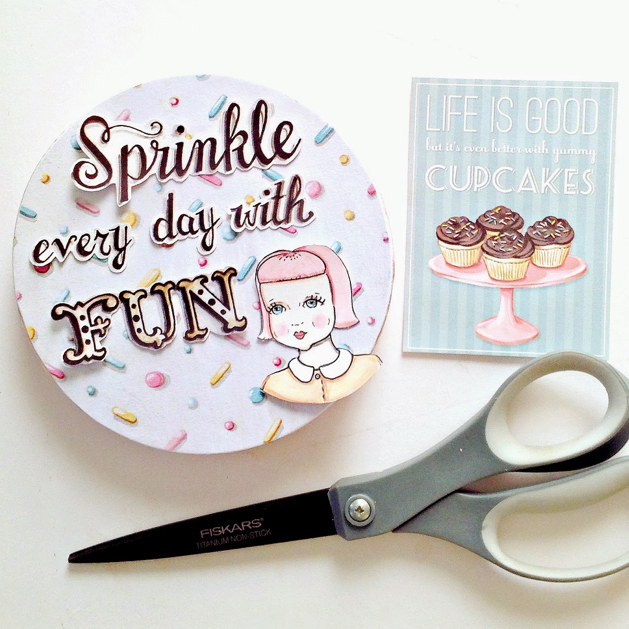 "Sprinkle every day with FUN" mixed media plaque tutorial