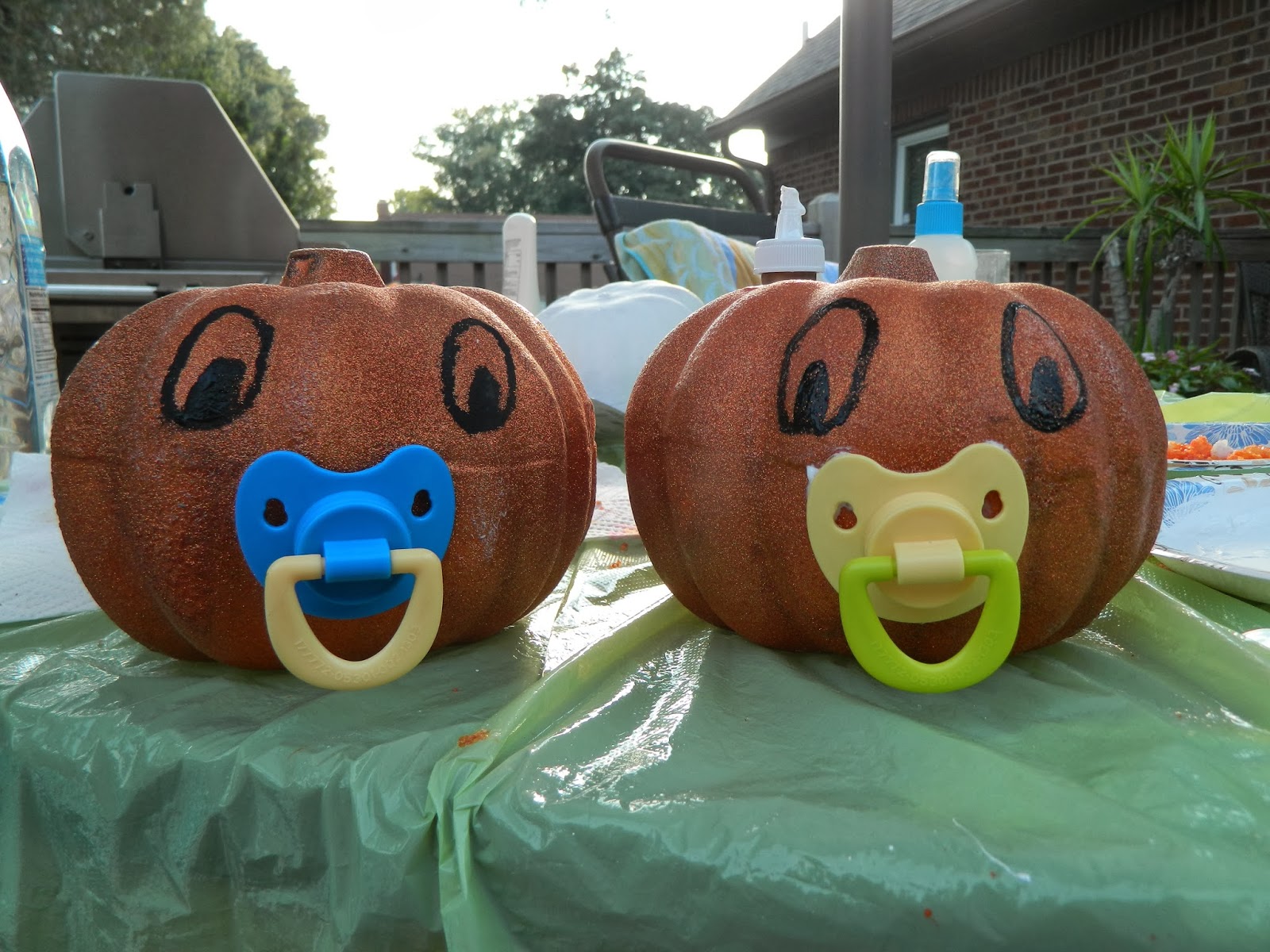 The Nifty Thrifty Family: Baby Pumpkins