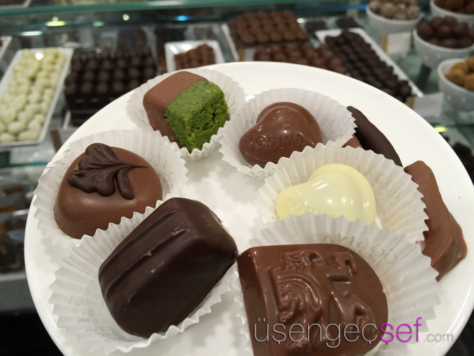 godiva-sosyete-cemiyet-cikolata-nasil-yapilir