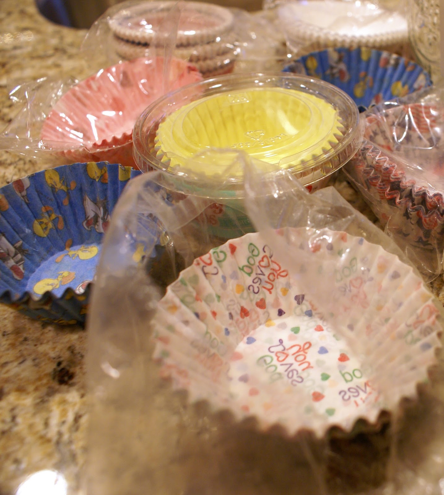 Count It All Joy! Mason Jar Monday Cupcake Liner Storage