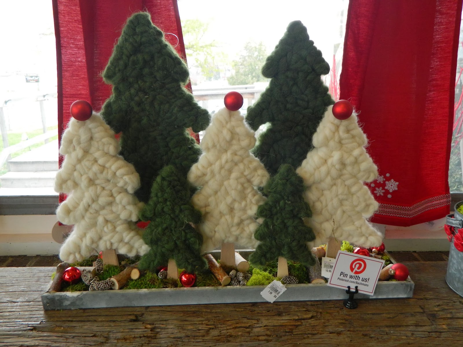 Bachmans Christmas Ideas House 2022 the vintage umbrella Bachman's Christmas house