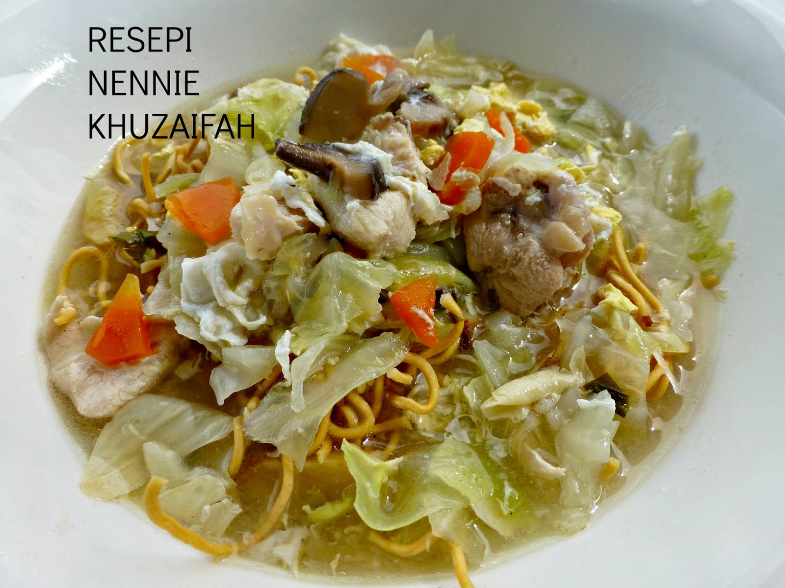 RESEPI NENNIE KHUZAIFAH Sup ayam yee mee