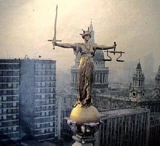 Justice atop the Old Bailey