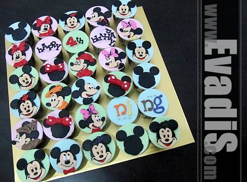 Picture of Full View of Mickey and Minnie Cupcakes