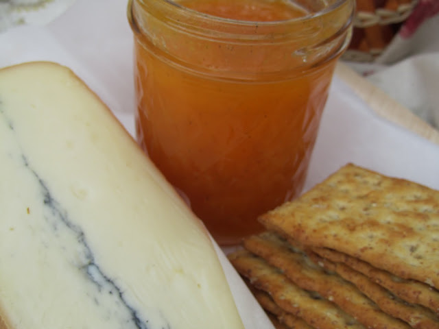 Apricot and Kumquat Jelly