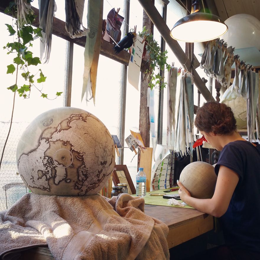 Painting the World - One Of The World’s Last Remaining Globe-Makers That Use The Ancient Art Of Making Globes By Hand Painting the World - One Of The World’s Last Remaining Globe-Makers That Use The Ancient Art Of Making Globes By Hand