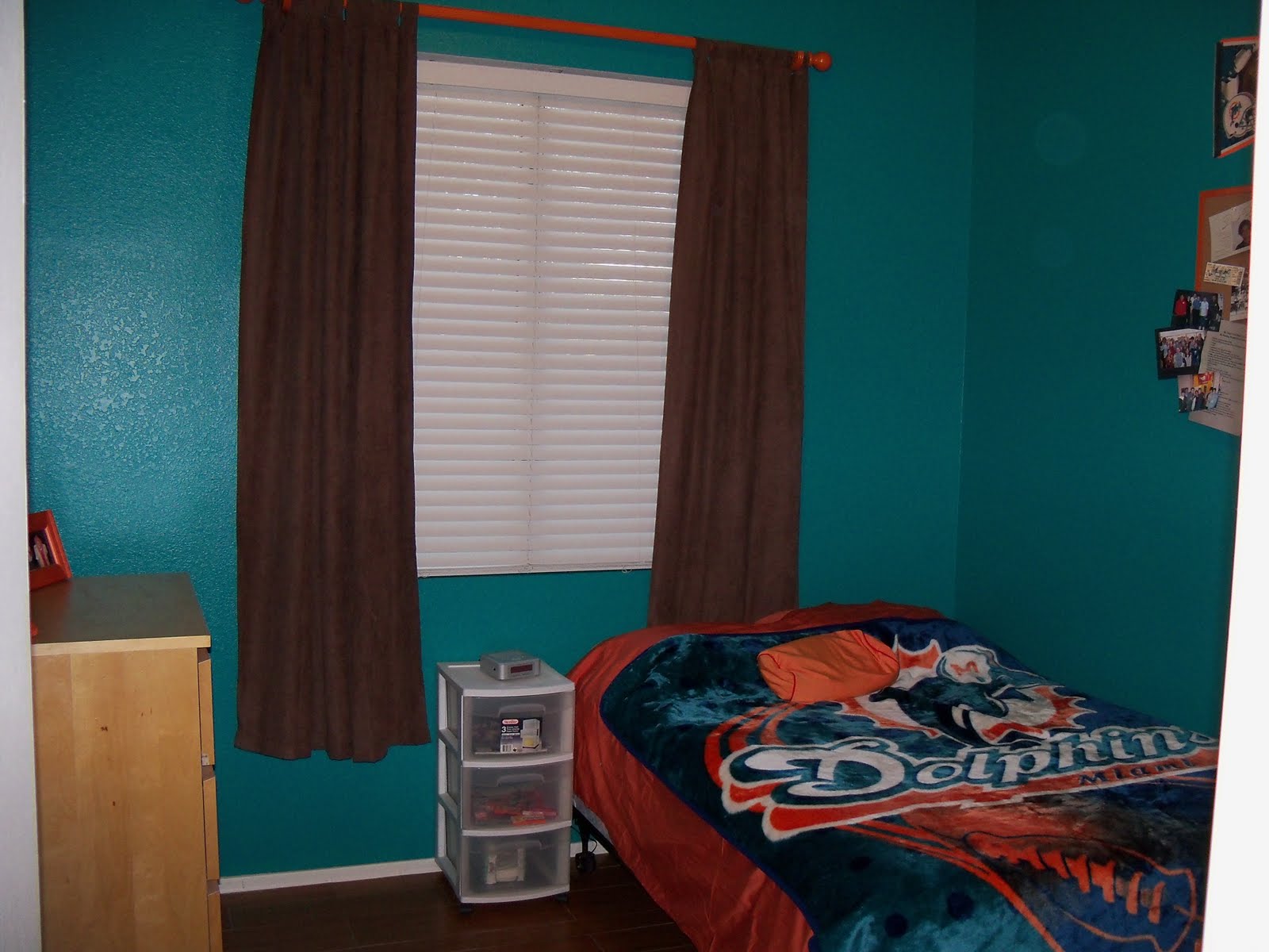 The Precious Pratts David S Miami Dolphin Room