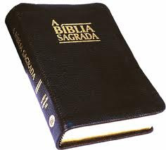 ''Leia  A Bíblia Sagrada''