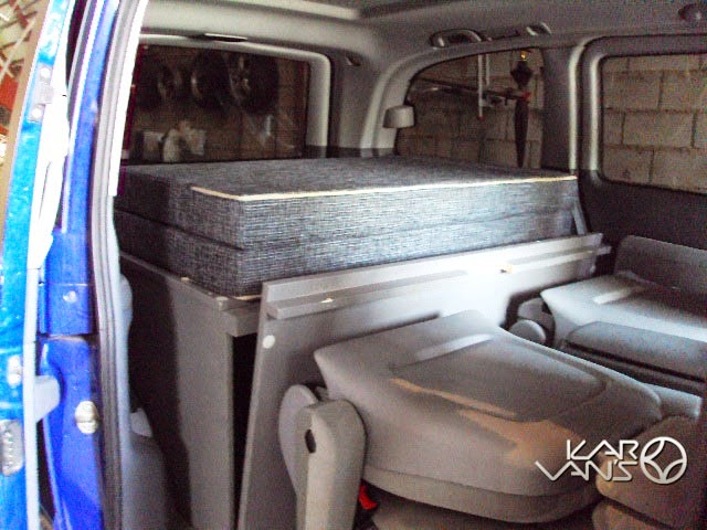 Mueble cama Mercedes Vito Mueble cama Mercedes Vito