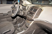 صور سيارة شيفروليه سونيك 2012 Chevrolet-Sonic-2012-22