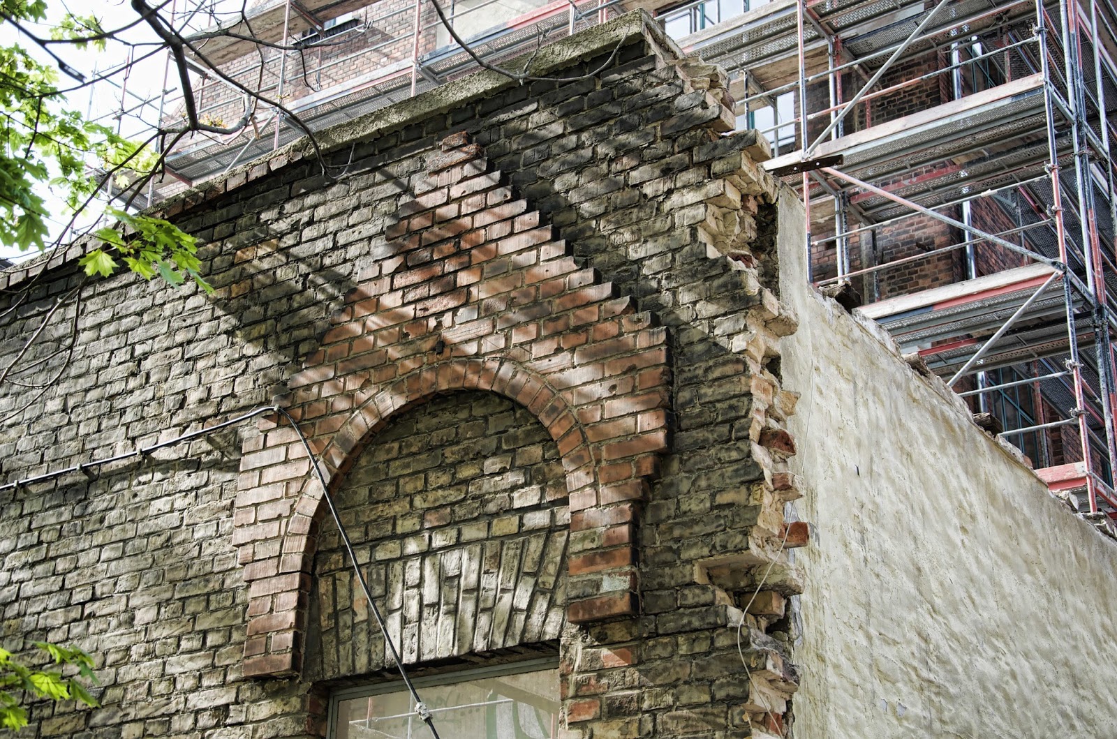 Berliner Baustellen 0352 Baustelle Sanierung Und Aufstockung Neubau Lindower Strasse 21 13347 Berlin 23 04 2014