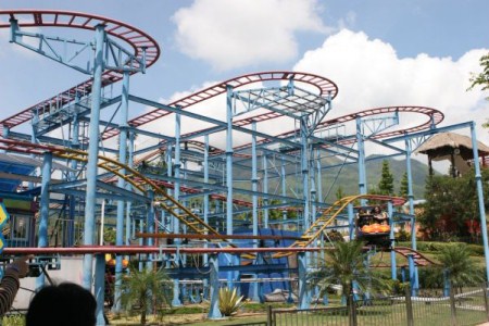 spinning coaster jatim park 1