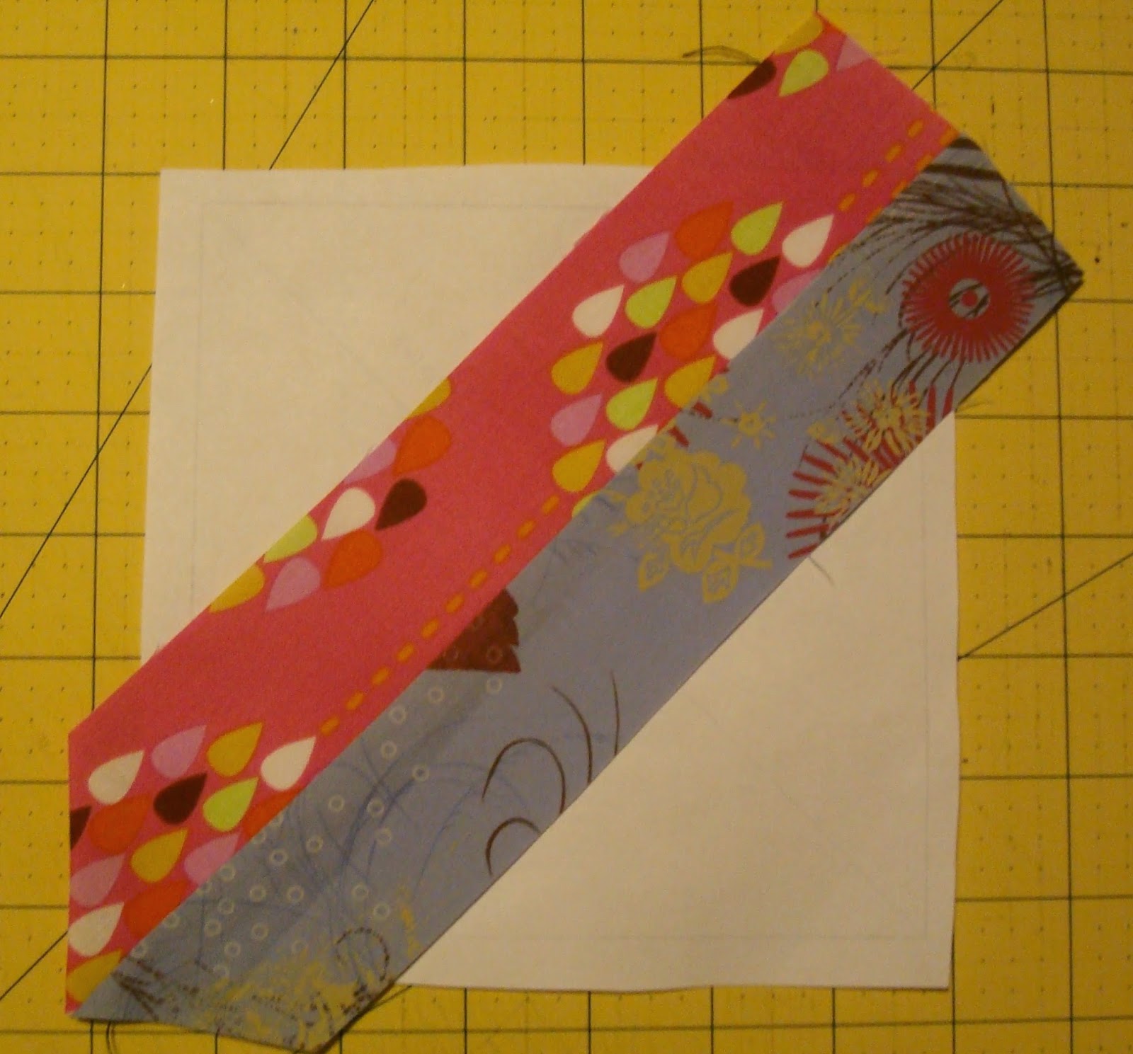 Little Bunny Quilts Scrappy String X Block Tutorial Free pattern