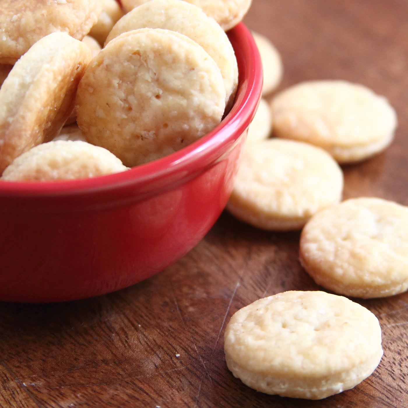 ShowFood Chef Quick & Easy Goat Cheese Oatmeal Crackers Simple Saturday