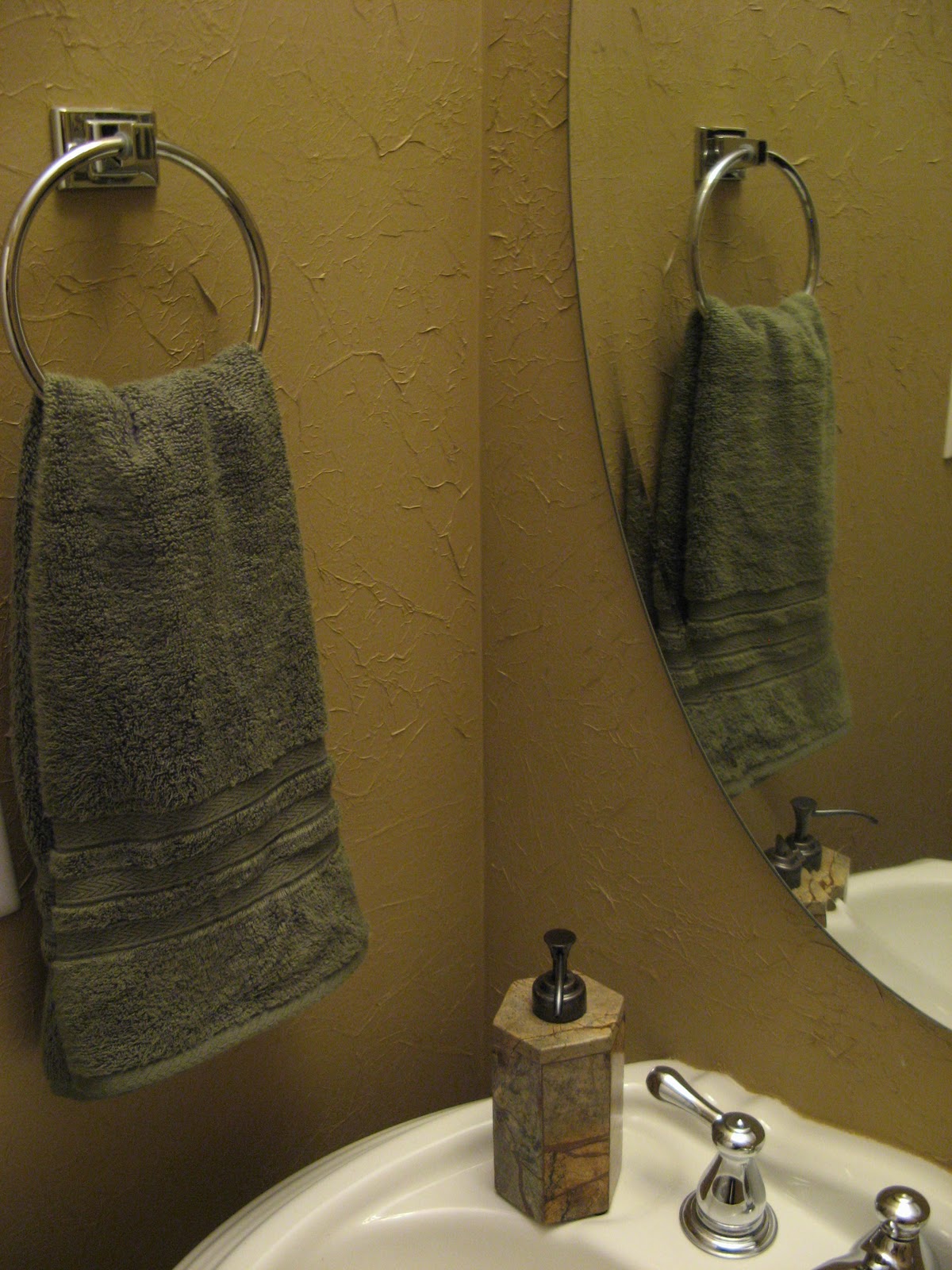 Susan Snyder TISSUE PAPER WALL TREATMENT