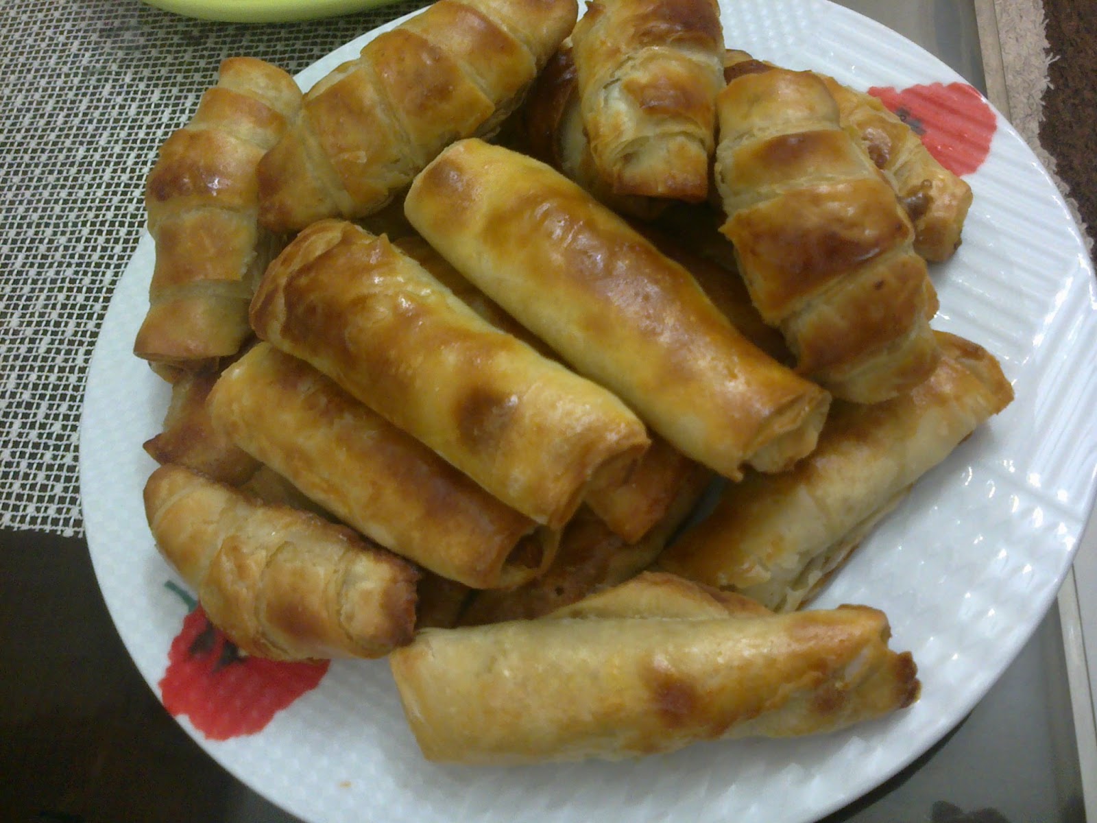 SİBELİNMUTFAGİ Mercimekli katmer börek