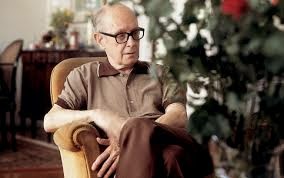 CARLOS DRUMMOND DE ANDRADE